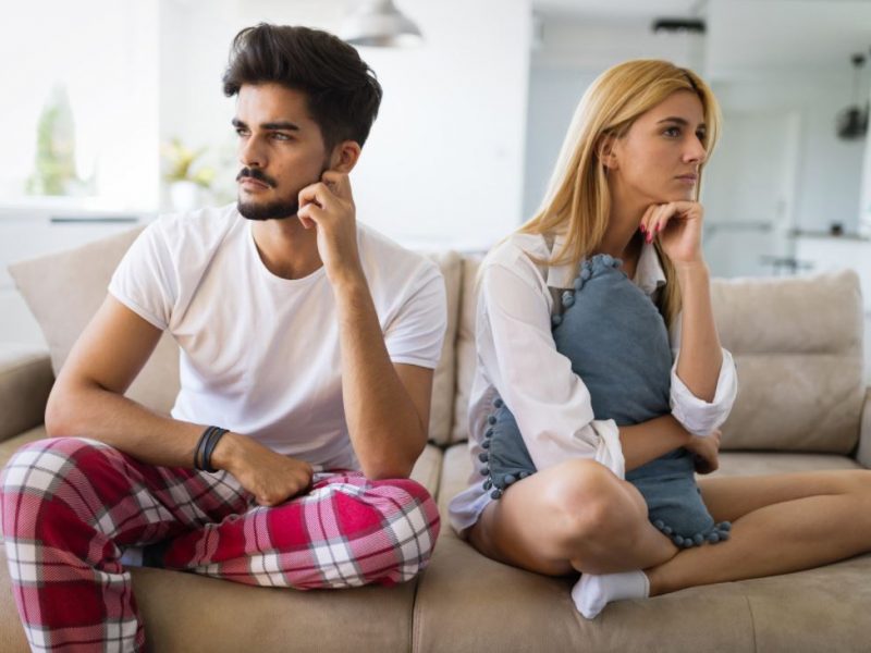 How to Let Go of Relationships that are Unhealthy